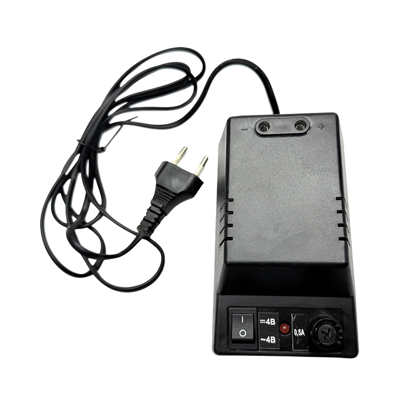 Switching power supply 4,5v / laboratorieutrustning / skollaboratorieutrustning